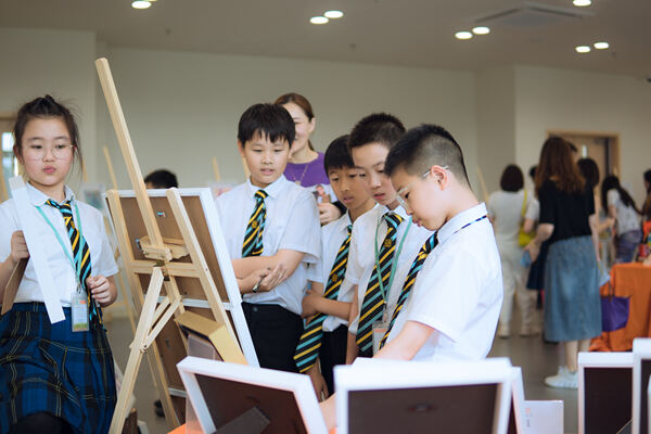 惠立艺术展,南通惠立学校